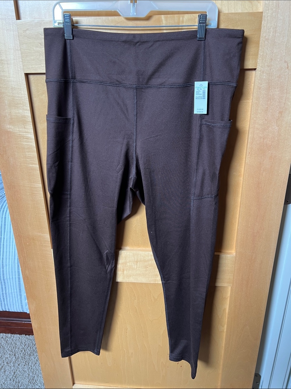 NWT Maurices Chocolate Brown Leggings with Side Pocket